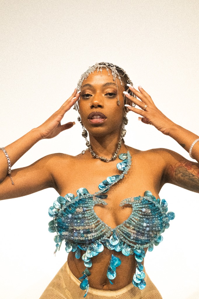 Dyna Edyne - Ocean Shell Corset & Headpiece Shoot